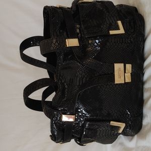 MICHAEL KORS BLACK PATENT CROC HOBO HANDBAG